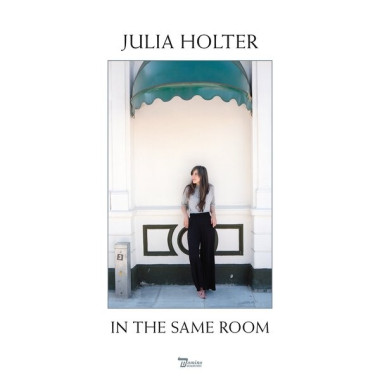 Julia Holter • In The Same Room