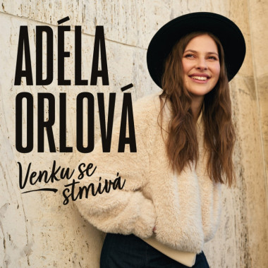 Adéla Orlová • Venku se stmívá