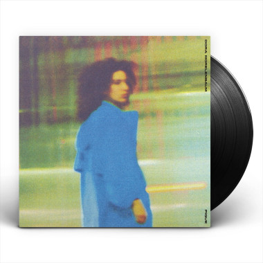 Dora Morelenbaum • Pique