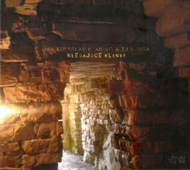 Ján Boleslav Kladivo & TJ Vjuga • Klesajúce klenby